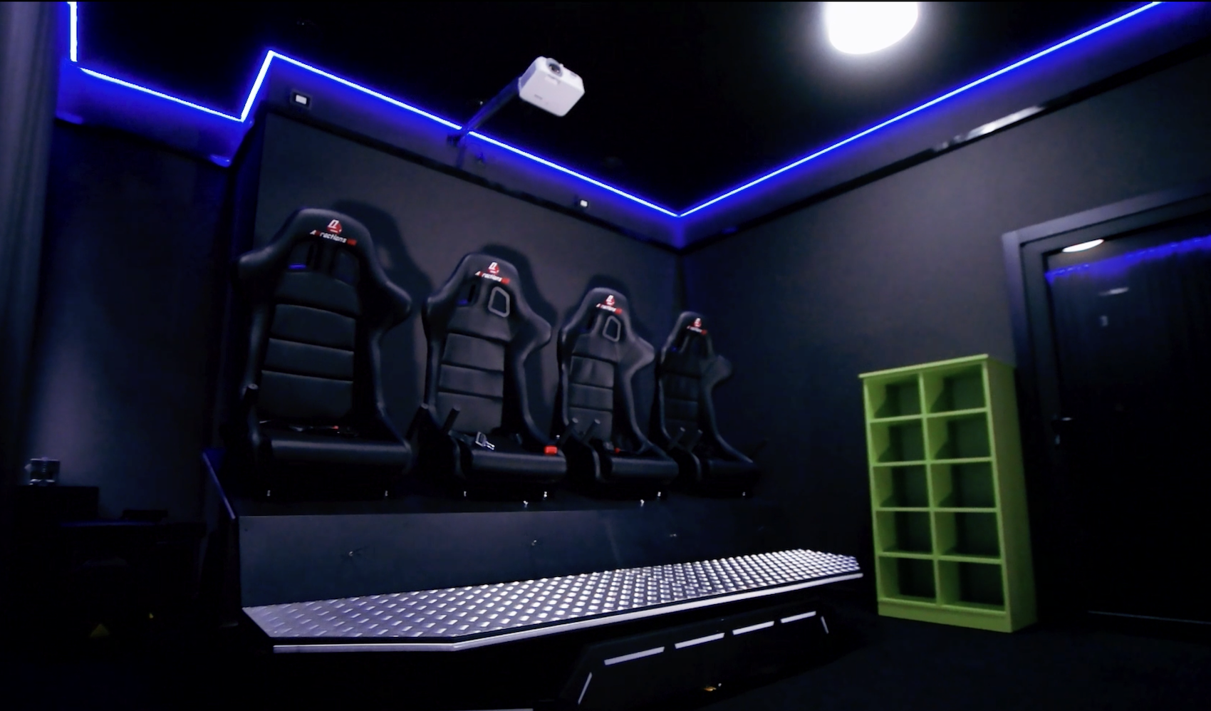 В Гомеле открылся уникальный «5D Кинотеатр с Виртуальной реальностью» для всей семьи